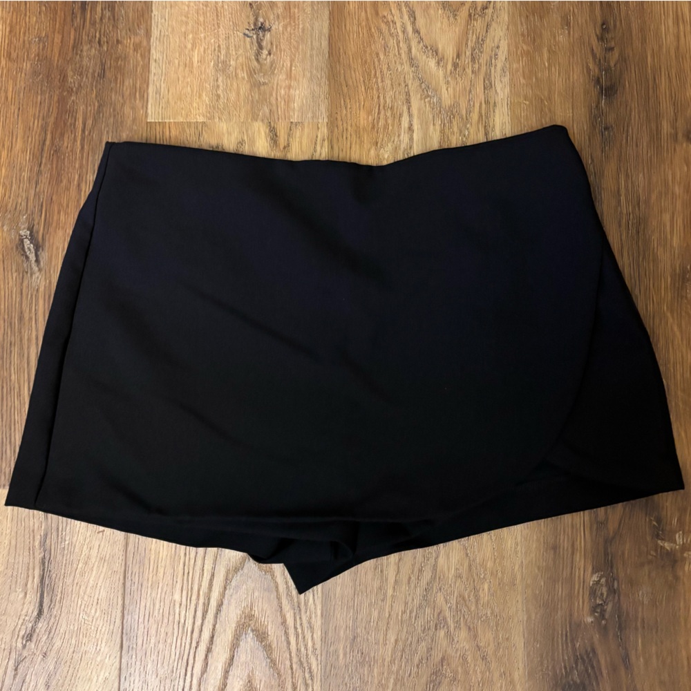 Zara Black Women's Skort xxl